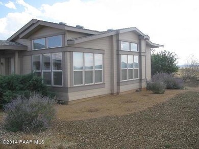 26775 N Falcon Way, Paulden, AZ 86334 - photo 5