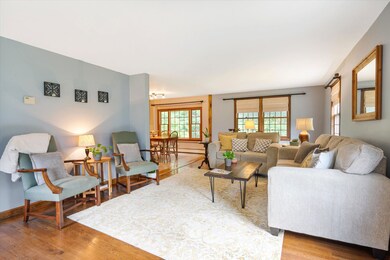 19 Camelot Dr, Bedford, NH 03110 - photo 5