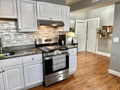 139 Park St unit 4, Chelsea, MA 02150 - photo 2