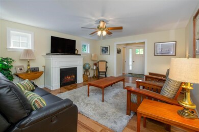 6 Hayden Place, Newmarket, NH 03857 - photo 5