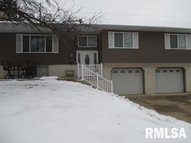 7120 N Manning Dr, Peoria, IL 61614 - photo 3