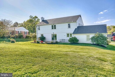 7009 Charles Ridge Rd, Towson, MD 21204 - photo 6