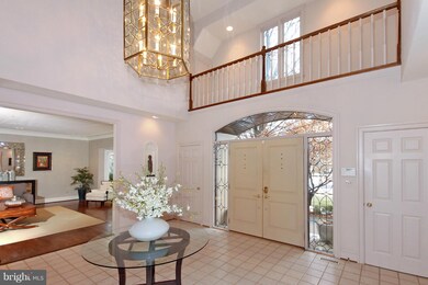 8608 Honeybee Ln, Bethesda, MD 20817 - photo 3