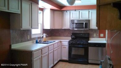 693 Toll Rd, Effort, PA 18330 - photo 4