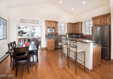 2360-A_OldTrailRd-MLS_06