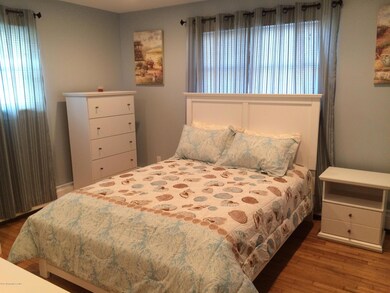 118 Lincoln Ave unit 2nd Floor, Avon By the Sea, NJ 07717 - photo 5