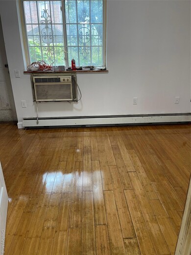 1926 Mcgraw Ave, Bronx, NY 10462 - photo 4