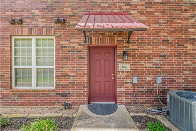 801 Luther St W unit 106, College Station, TX 77840 - photo 4