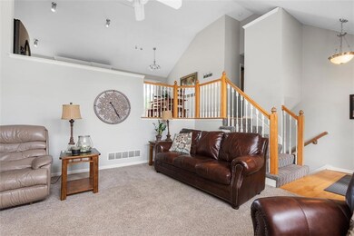 20839 S Skyview Ln, Spring Hill, KS 66083 - photo 5