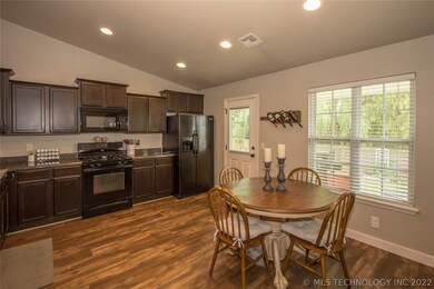 9248 S 256th East Ave, Broken Arrow, OK 74014 - photo 7