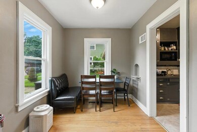 821 Washington St, Cedar Falls, IA 50613 - photo 7