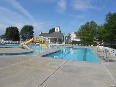 1 of the 3 pools to enjoy doing laps, just relaxin