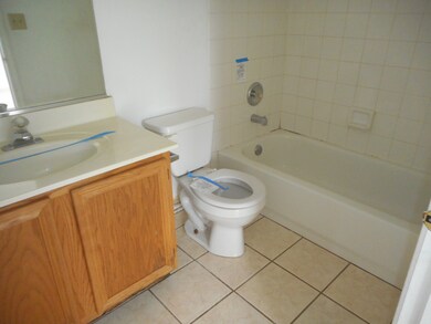 1399 Grandview Ct, Algonquin, IL 60102 - photo 4