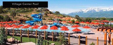View of swimming pool featuring a mountain view