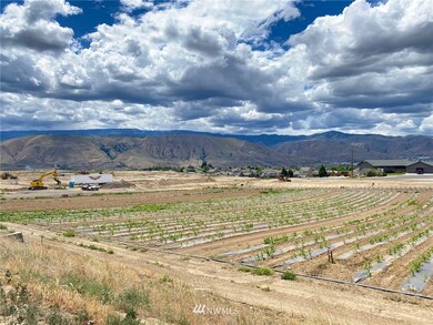 2235 S Mystical Loop, East Wenatchee, WA 98802 - photo 7