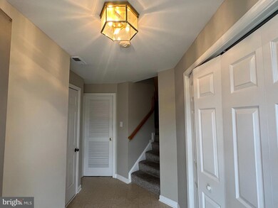 406 Hupps Hill Ct, Strasburg, VA 22657 - photo 2