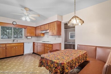 103 E Royal Palm St, Lake Placid, FL 33852 - photo 3