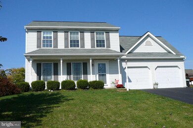310 Pebble Beach Dr, Mount Wolf, PA 17347 - photo 2