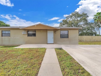 19820 NW 39th Ave, Miami Gardens, FL 33055 - photo 3