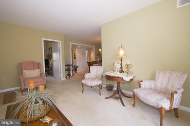 17802 Buehler Rd unit 137, Olney, MD 20832 - photo 5