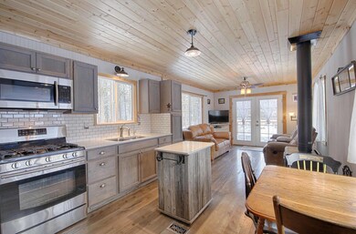 17158 Island Lp 7