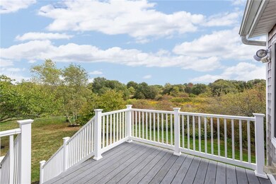 90 Evelin Cir, Middletown, RI 02842 - photo 7