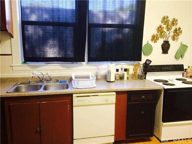 1128 W 3rd St, Chico, CA 95928 - photo 5