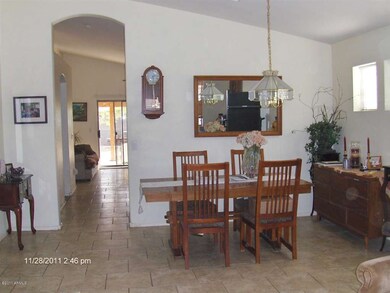 FORMAL DINING  RM