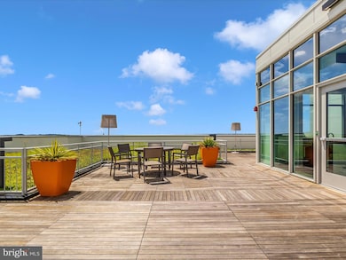 Venue Alexandria unit 405, Alexandria, VA 22314 - photo 2