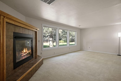 20749 Canterbury Ct, Bend, OR 97702 - photo 5