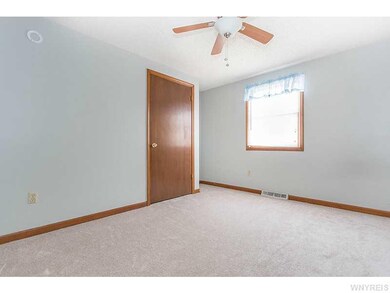 583 Fairmont Ave, North Tonawanda, NY 14120 - photo 4