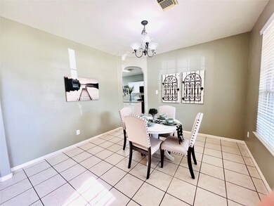 8902 Path Green Dr, Houston, TX 77095 - photo 5