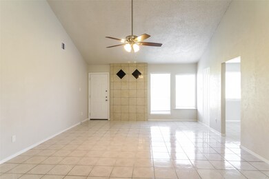 6642 Northleaf Dr, Houston, TX 77086 - photo 4