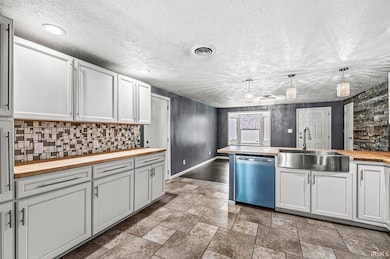 502 W Adams St, Osceola, IN 46561 - photo 7