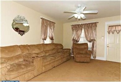 812 Delta Ave, Reading, PA 19605 - photo 2