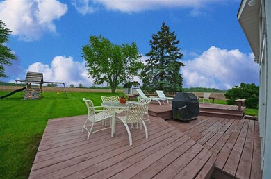 10525 Marion Center Rd, Hoagland, IN 46745 - photo 5