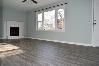 109 Robin Dr, Portland, TN 37148 - photo 3