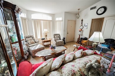 6092 Golden Nectar Way, Las Vegas, NV 89142 - photo 4