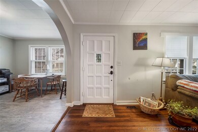 204 E 35th Place, Tulsa, OK 74105 - photo 4