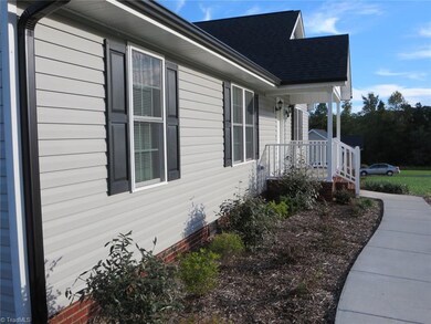 5169 Nc Highway 134, Asheboro, NC 27205 - photo 3