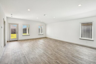 8011 House Bank Ln, Rosharon, TX 77583 - photo 4