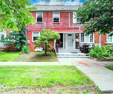 6-23 159th St, Flushing, NY 11357 - photo 2