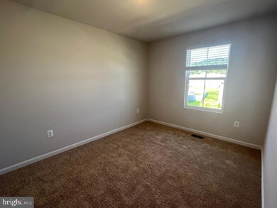 185 Perdiz Rd, Hedgesville, WV 25427 - photo 7