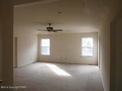 4180 Blue Mountain Crossing, East Stroudsburg, PA 18301 - photo 3
