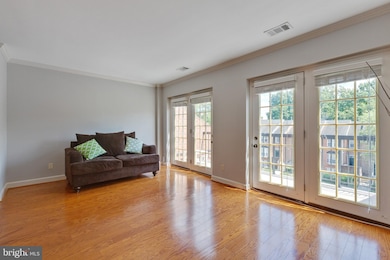 4023 Chesterwood Dr, Silver Spring, MD 20906 - photo 6