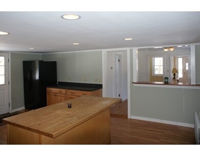 40 Sugarloaf St, South Deerfield, MA 01373 - photo 6