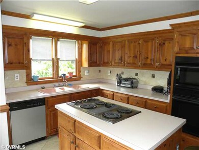 Kitchen - 15 x 12 kitchen with center island, cera