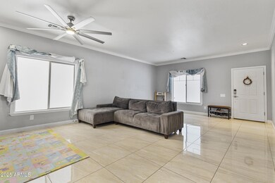 806 S 118th Ln, Avondale, AZ 85323 - photo 3