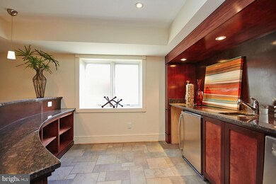 6817 Baron Rd, McLean, VA 22101 - photo 5