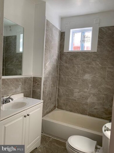 438 Mechanic St, Camden, NJ 08104 - photo 6